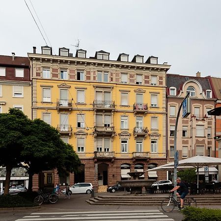 Apartment Am Kurpark Baden-Bade Exterior foto